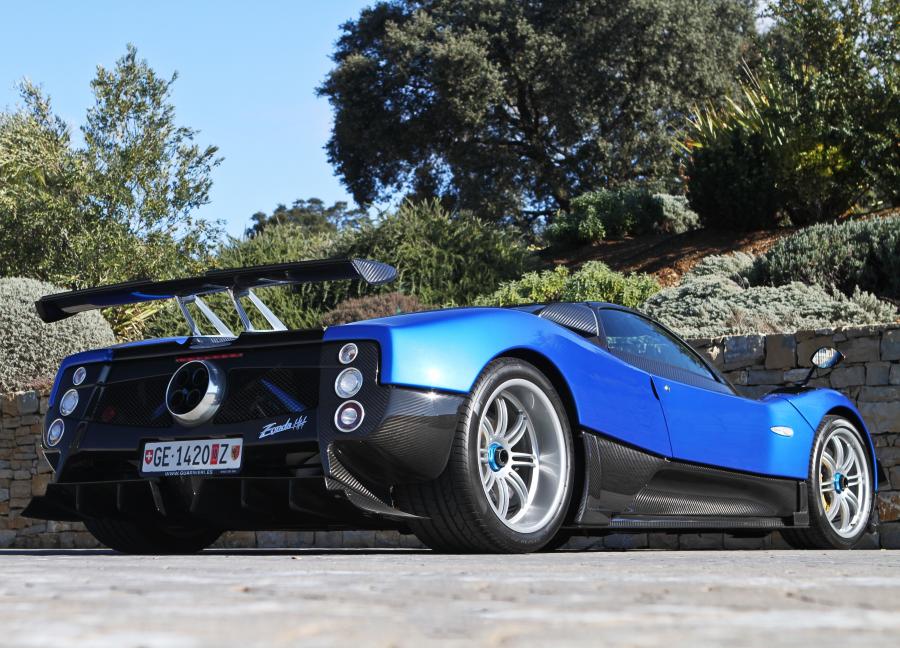  Pagani Zonda HH 2011 года  (фото 2 из 2)